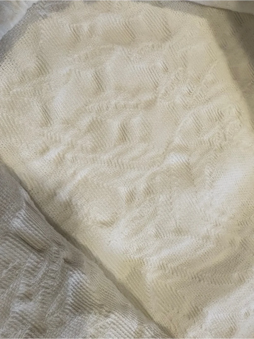 White Pottery Barn Queen Duvet, 2 Shams + Euro Sham. Beautiful!